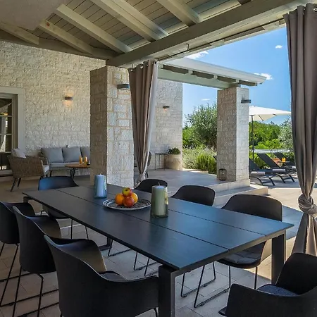 Pietra Semesterbostad Poreč
