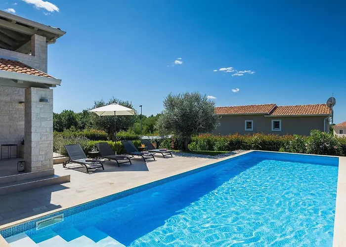 Pietra Feriehus Poreč