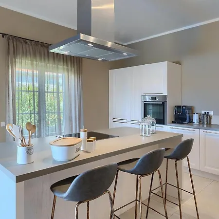 Pietra * بوريتش